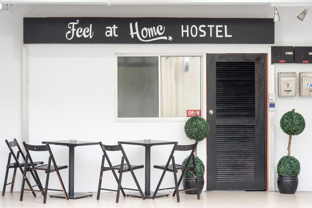 Hostel Feel At